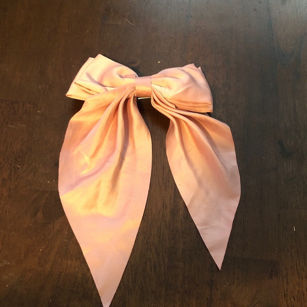 🧡 Pink Satin Bow Hair Clip